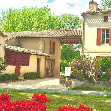 La Carreterie - Maison De Famille{S} Pineuilh Exteriör bild