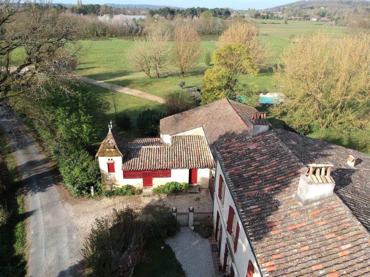 La Carreterie - Maison De Famille{S} Pineuilh Exteriör bild