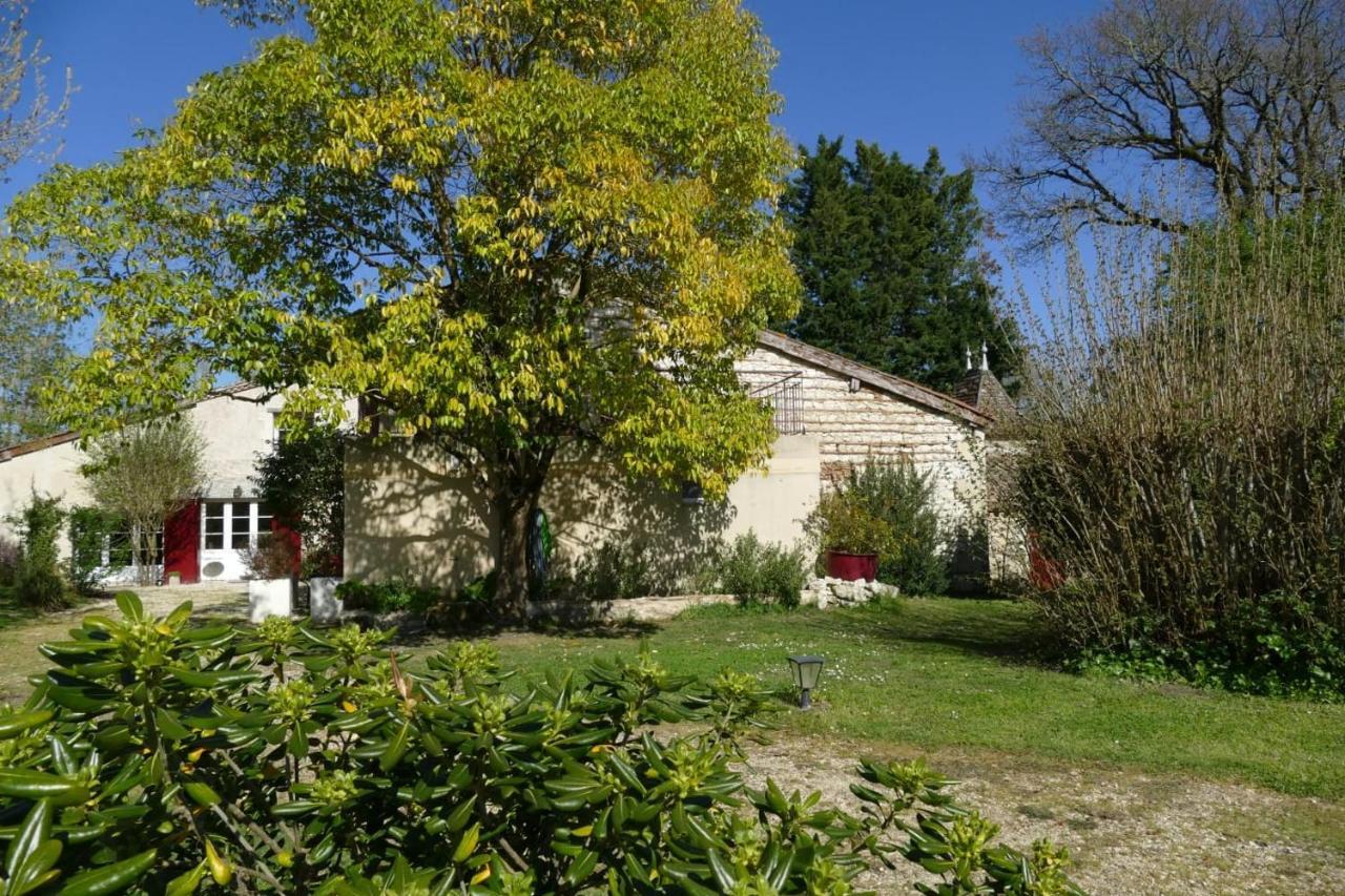 La Carreterie - Maison De Famille{S} Pineuilh Exteriör bild