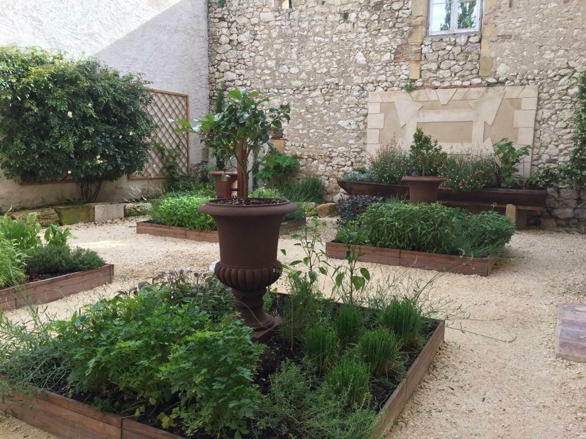 La Carreterie - Maison De Famille{S} Pineuilh Exteriör bild