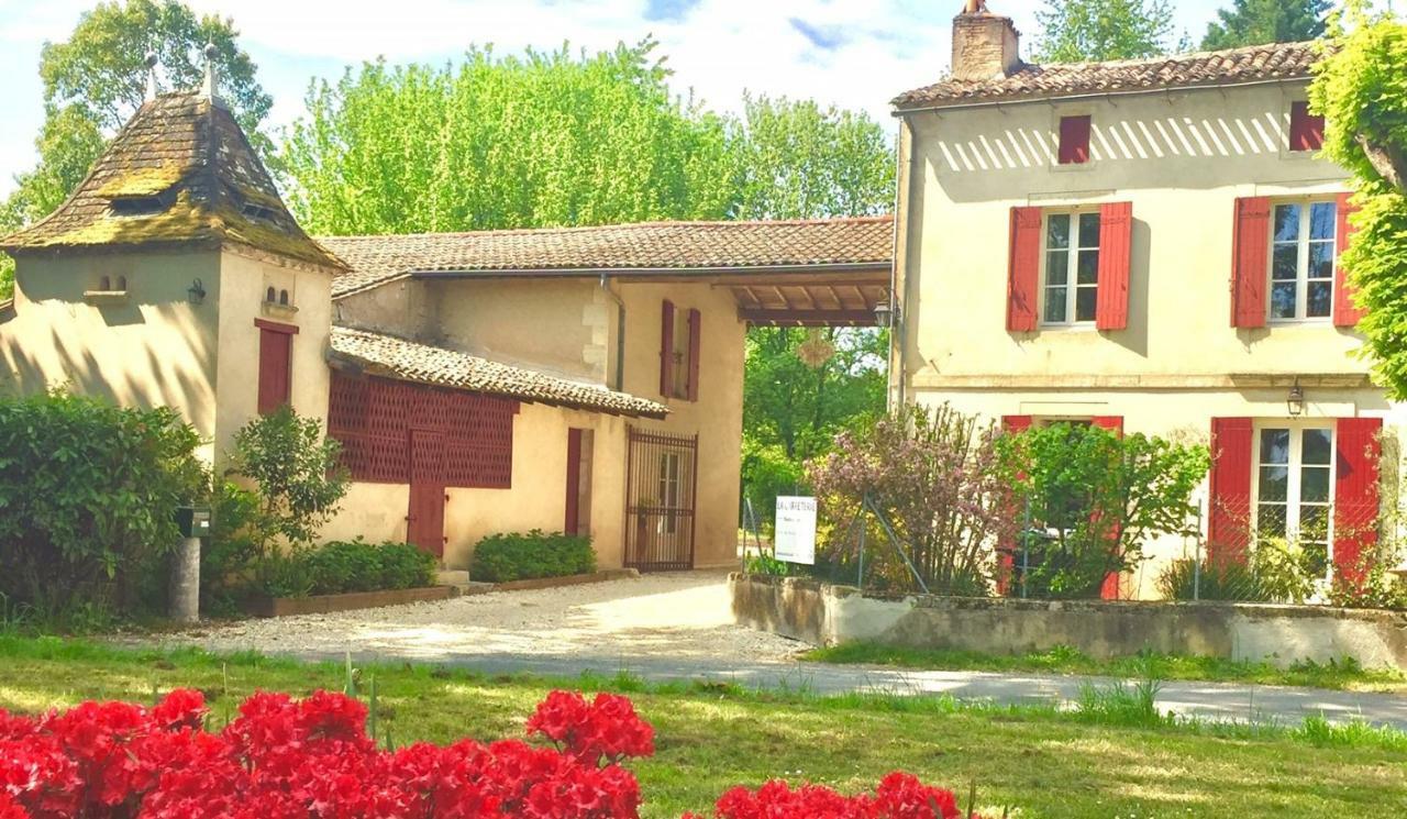 La Carreterie - Maison De Famille{S} Pineuilh Exteriör bild