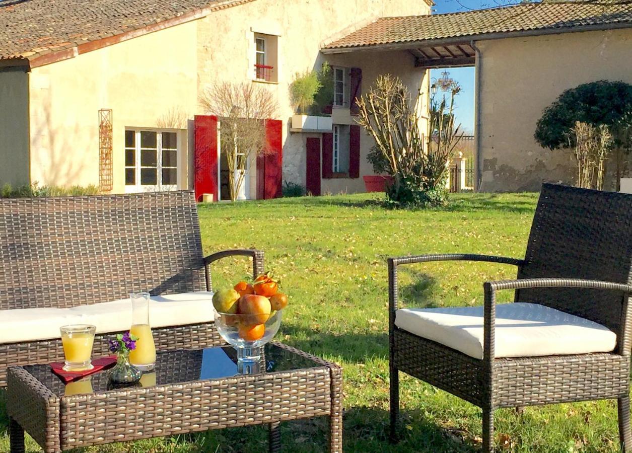 La Carreterie - Maison De Famille{S} Pineuilh Exteriör bild